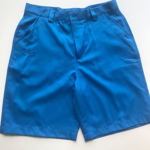 Men’s golf shorts